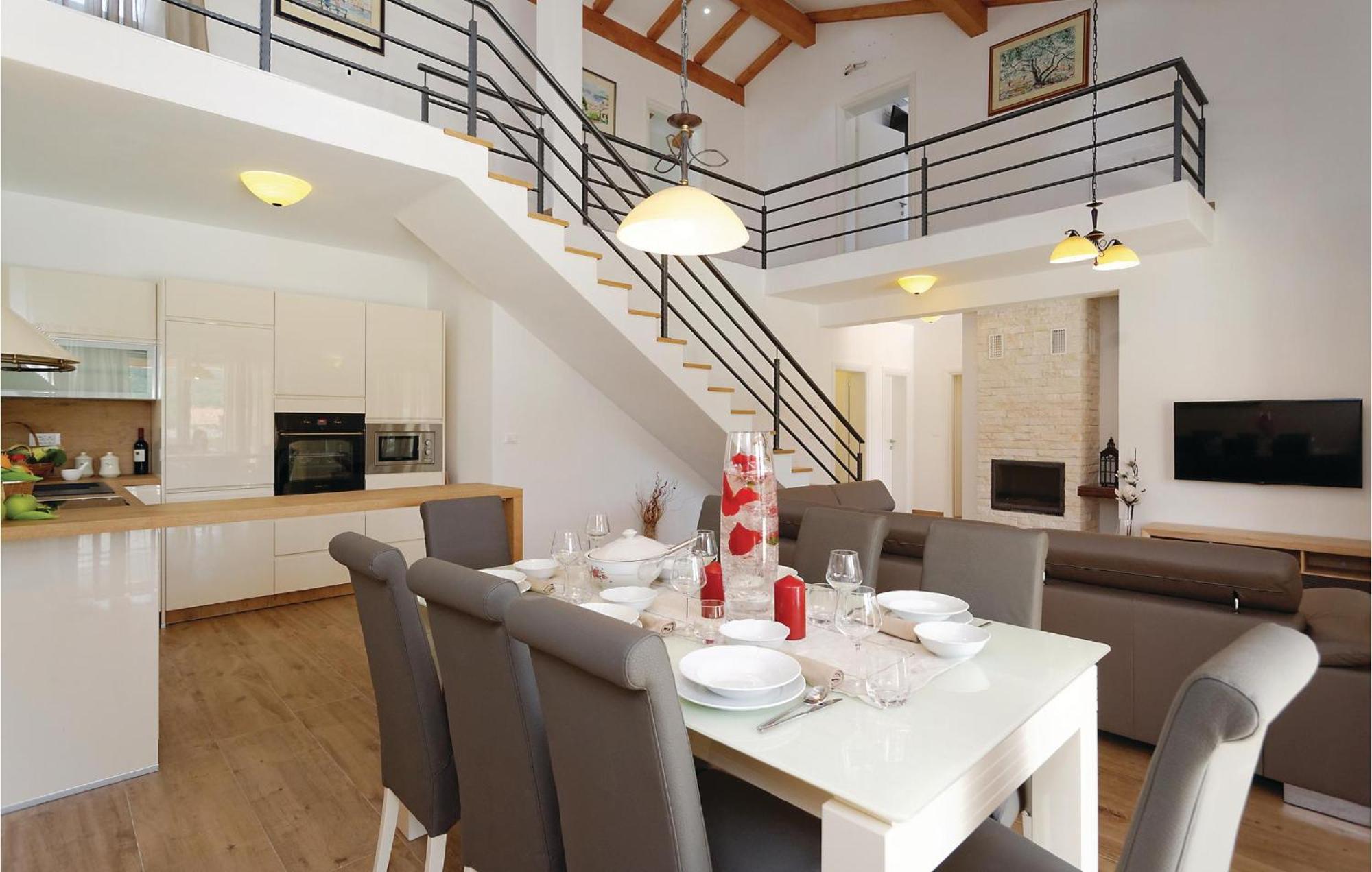 Lovely Home In Sibenik With Wifi 외부 사진