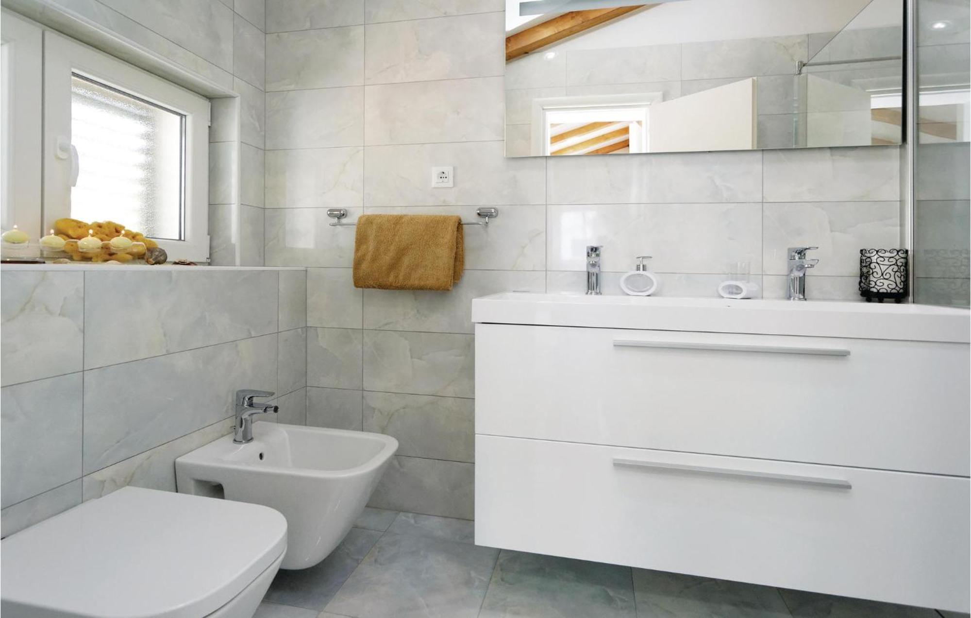 Lovely Home In Sibenik With Wifi 외부 사진