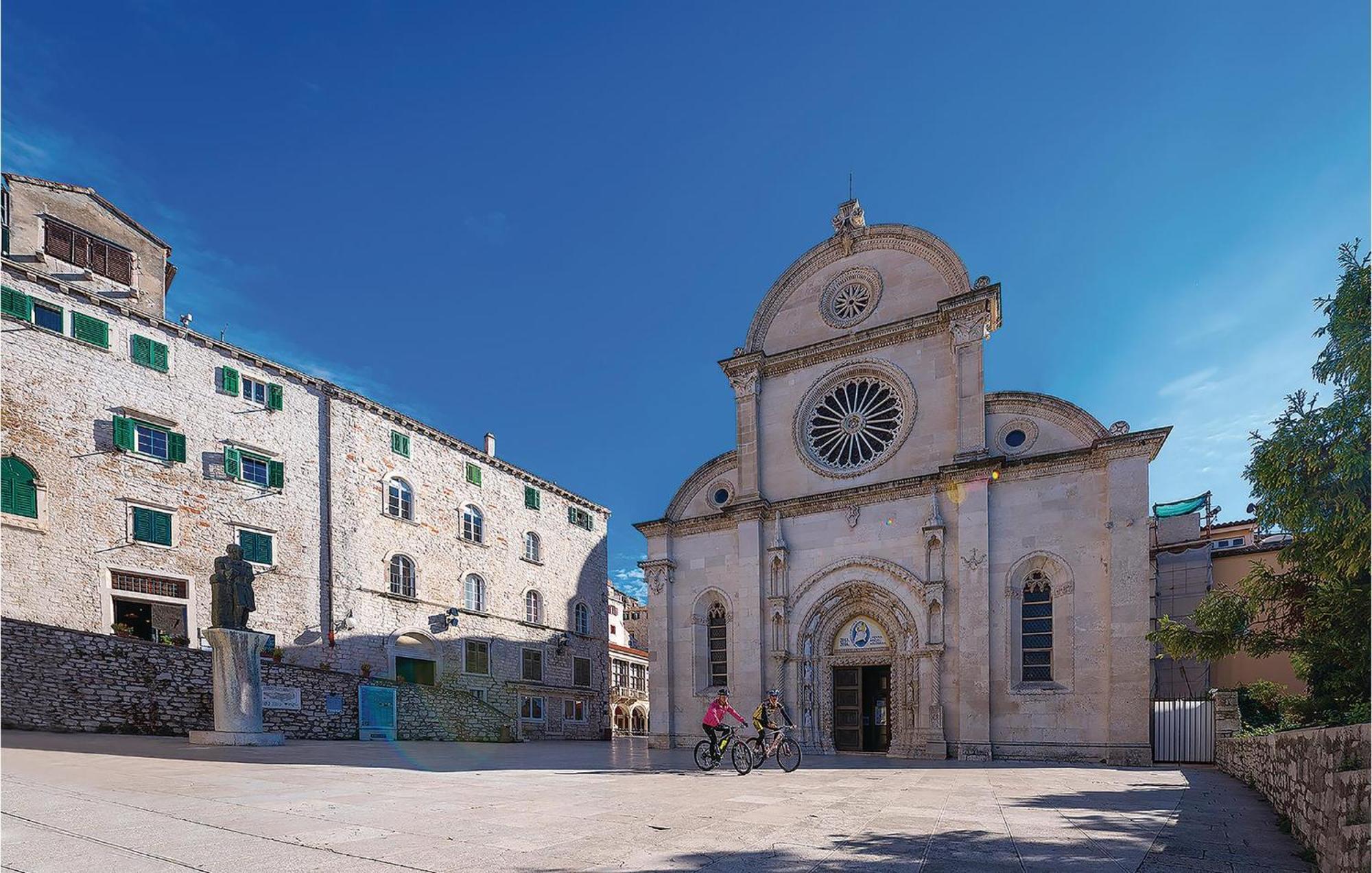 Lovely Home In Sibenik With Wifi 외부 사진