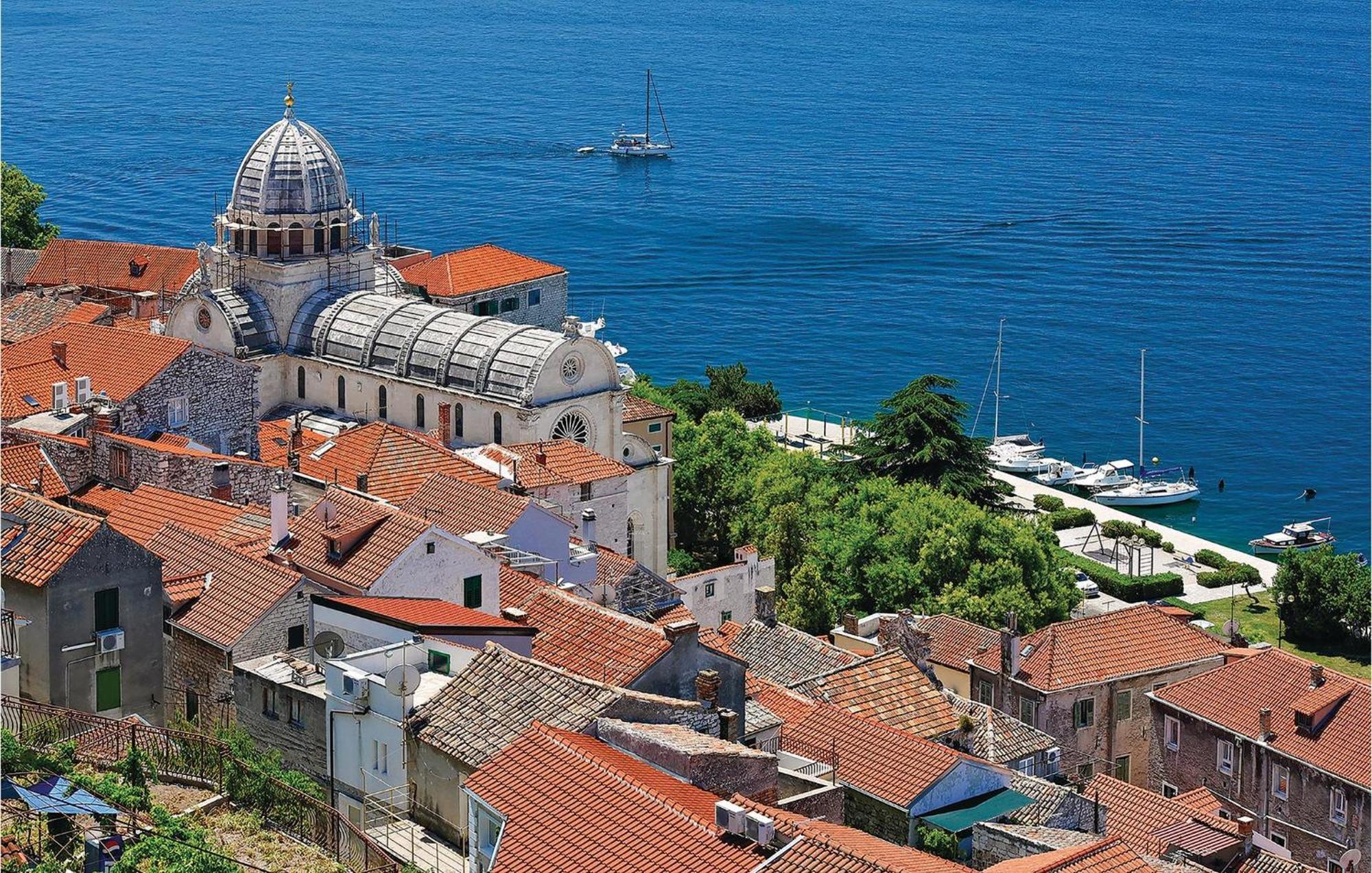 Lovely Home In Sibenik With Wifi 외부 사진